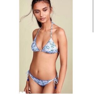 Poupette St. Barth Lucy Bikini Bottoms in Blue Flowers.